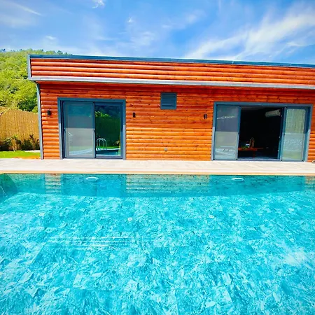 Mesk Villa